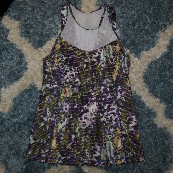 LULULEMON PATTERNED TOP SIZE S - Picture 2 of 4